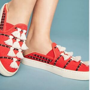 Soludos Tassel Embroidered Slip On Shoes Sneakers Slip On Red 6.5